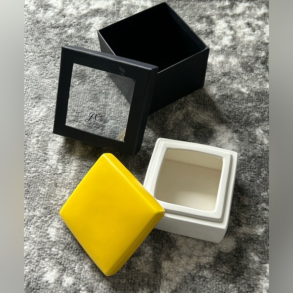 NEW J. Crew Yellow Ceramic Box - Picture 3 of 15